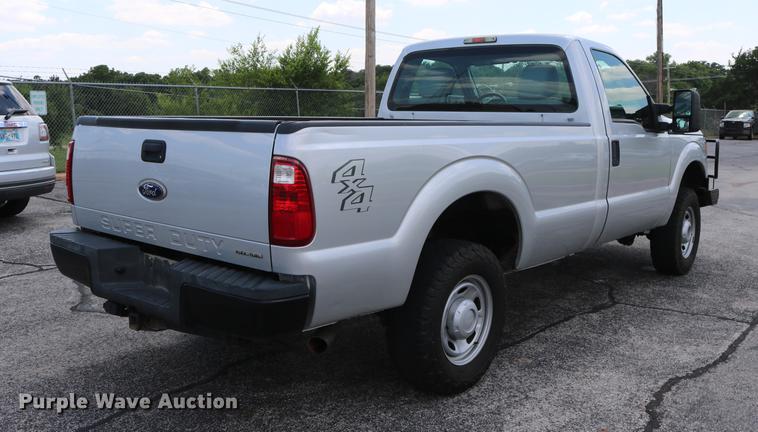image for item DD8213 2012 Ford F250 Super Duty pickup truck