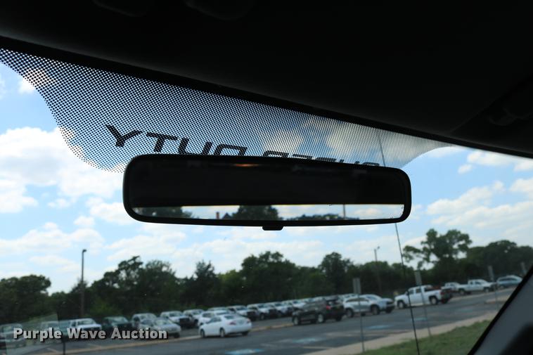 image for item DD8213 2012 Ford F250 Super Duty pickup truck