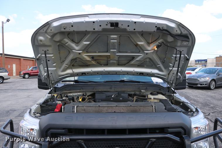 image for item DD8213 2012 Ford F250 Super Duty pickup truck