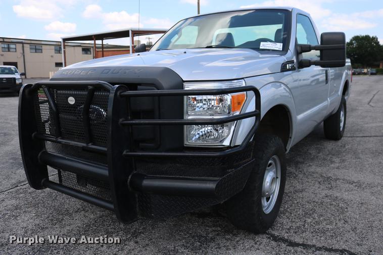 image for item DD8213 2012 Ford F250 Super Duty pickup truck