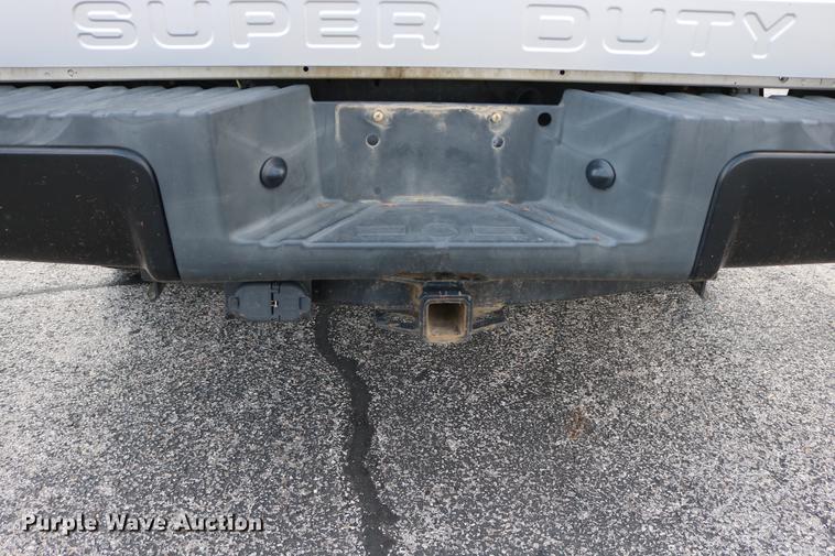image for item DD8213 2012 Ford F250 Super Duty pickup truck