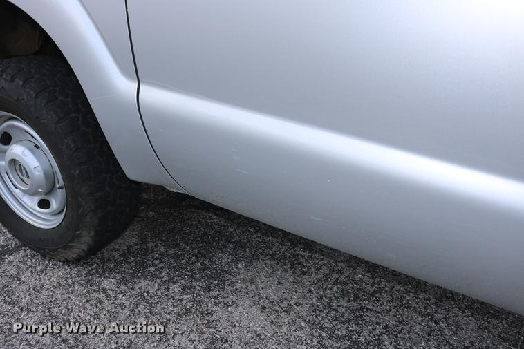 image for item DD8213 2012 Ford F250 Super Duty pickup truck