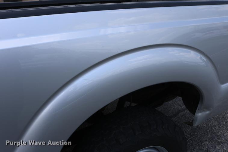 image for item DD8213 2012 Ford F250 Super Duty pickup truck