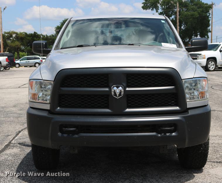 image for item DD8279 2013 Dodge Ram 2500 Crew Cab pickup truck