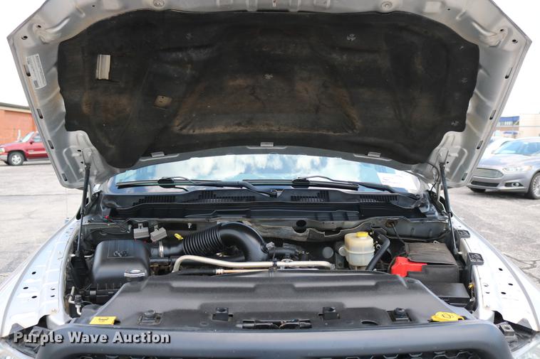 image for item DD8279 2013 Dodge Ram 2500 Crew Cab pickup truck