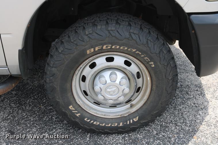 image for item DD8279 2013 Dodge Ram 2500 Crew Cab pickup truck