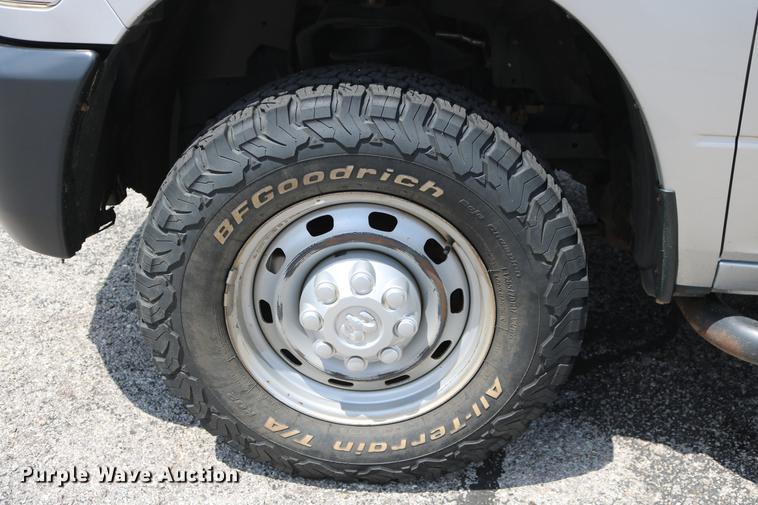 image for item DD8279 2013 Dodge Ram 2500 Crew Cab pickup truck