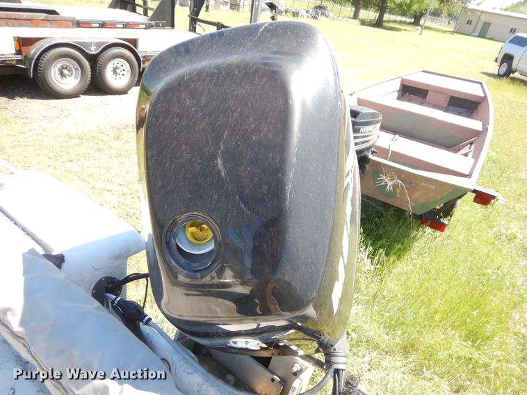 image for item EI9147 1997 Blue Wave Bowrider boat