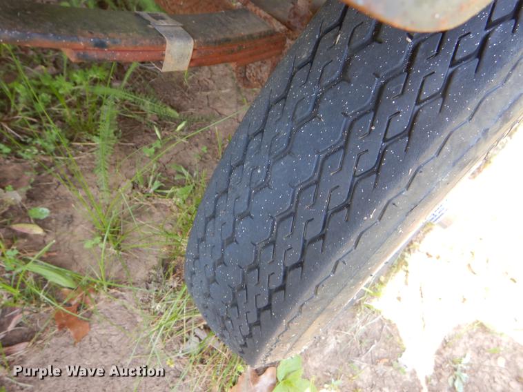 image for item EI9166 1982 Loweline aluminum flat bottom boat