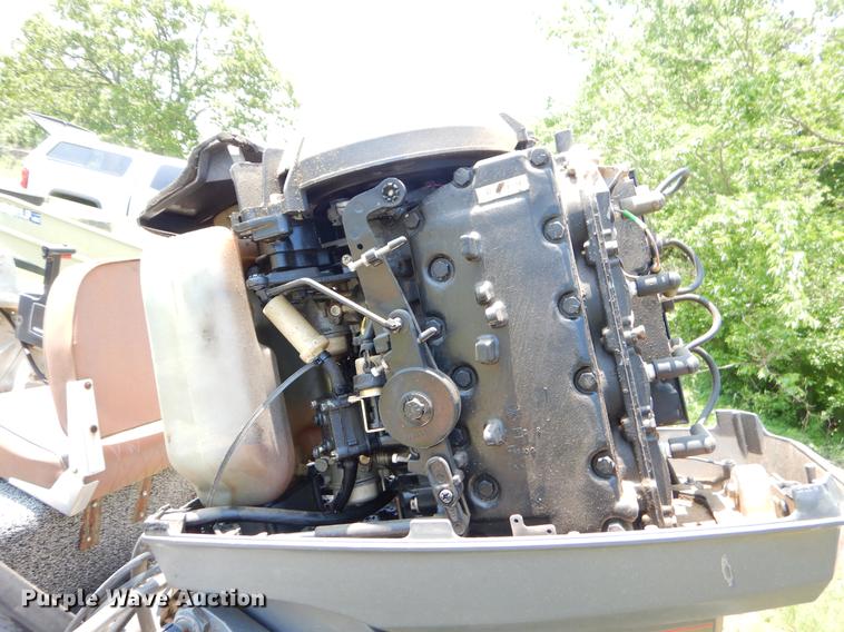 image for item EI9166 1982 Loweline aluminum flat bottom boat