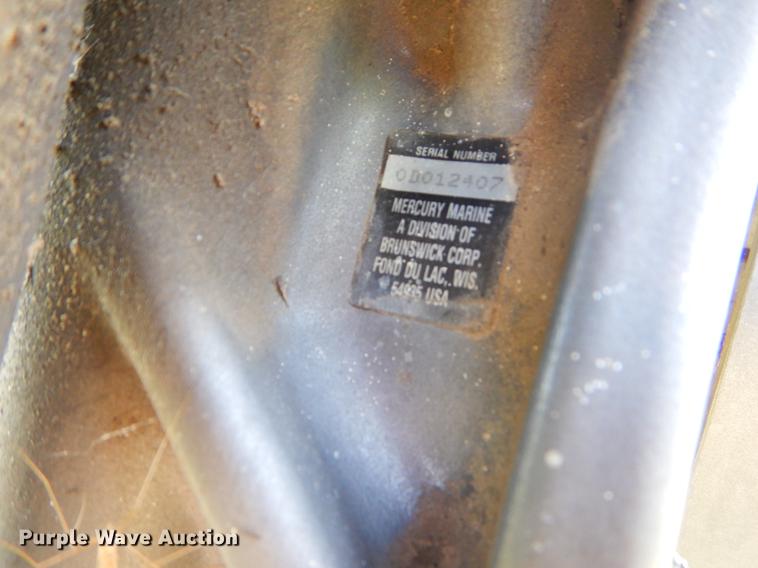 image for item EI9166 1982 Loweline aluminum flat bottom boat