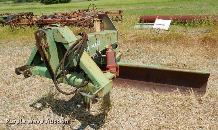 image for item EI9169 John Deere blade