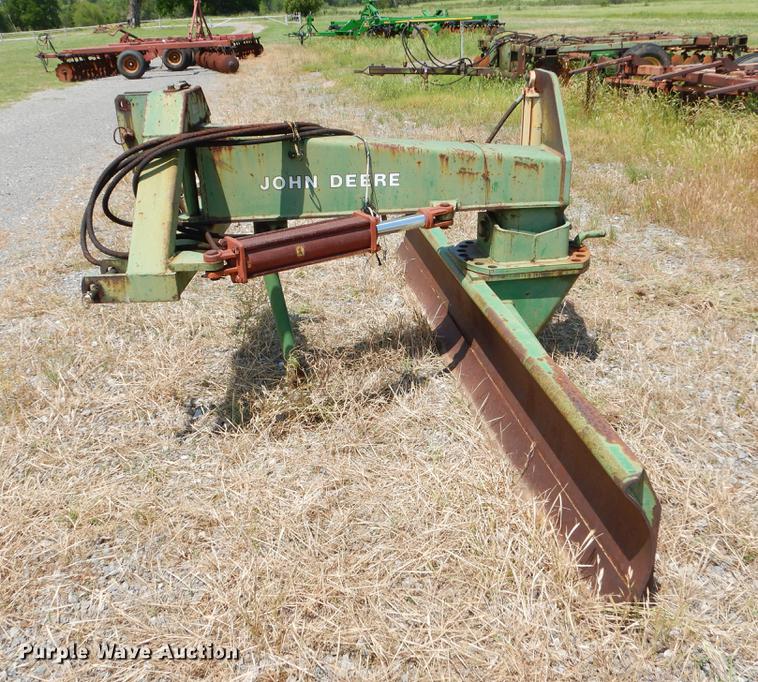 image for item EI9169 John Deere blade
