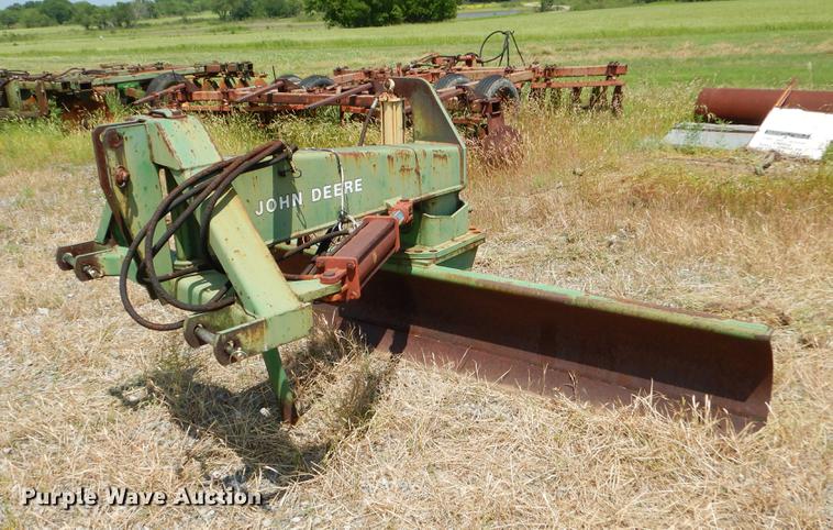 image for item EI9169 John Deere blade
