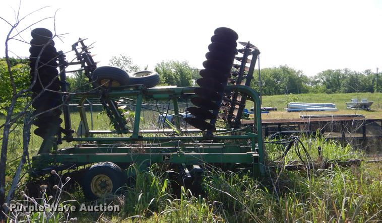 image for item EI9179 John Deere 235 disk