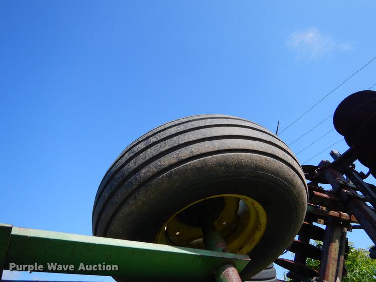 image for item EI9179 John Deere 235 disk