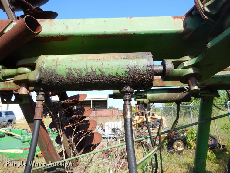 image for item EI9179 John Deere 235 disk