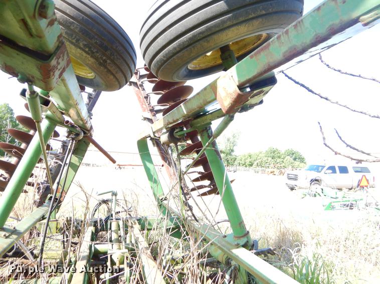 image for item EI9179 John Deere 235 disk