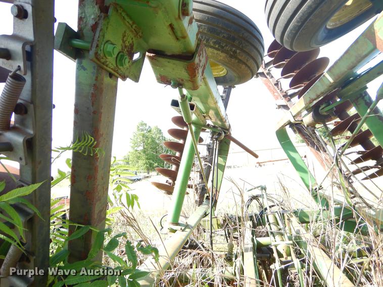 image for item EI9179 John Deere 235 disk