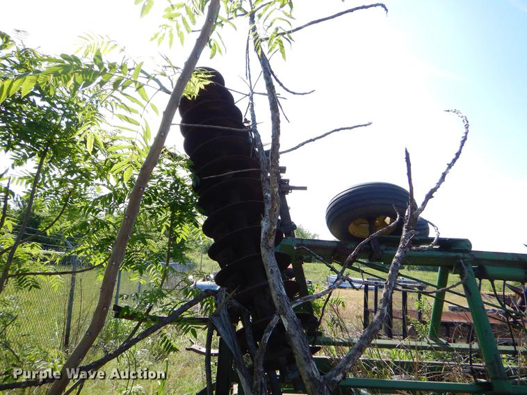 image for item EI9179 John Deere 235 disk