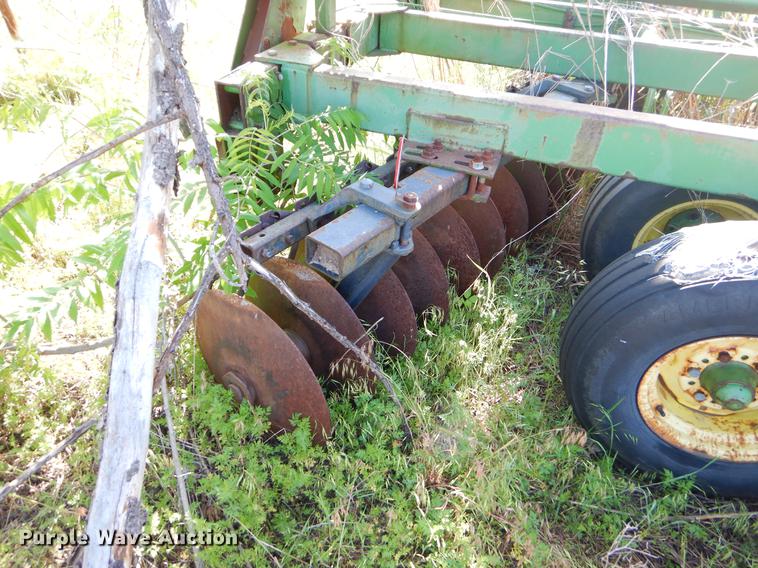 image for item EI9179 John Deere 235 disk