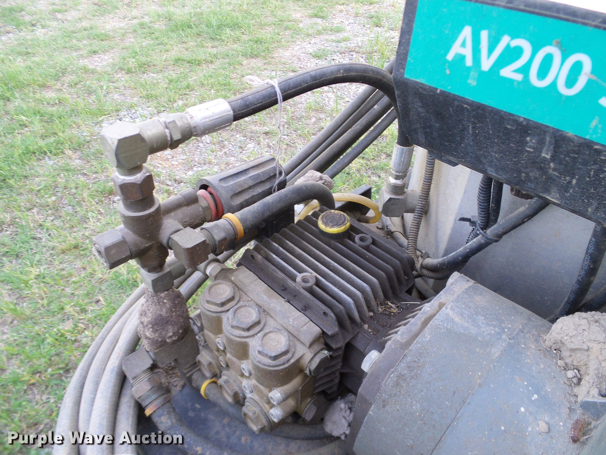 Ramteq AV2000 pressure washer in Atoka, OK Item AO9288 sold Purple Wave