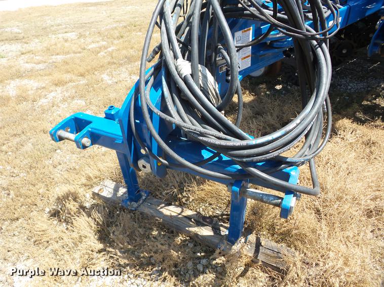 image for item AY9501 2014 Kinze 4900 no-till planter