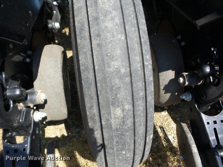 image for item AY9501 2014 Kinze 4900 no-till planter
