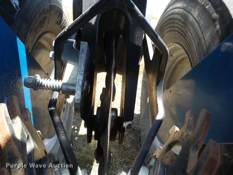 image for item AY9501 2014 Kinze 4900 no-till planter