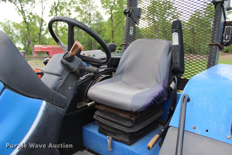 image for item BE9351 2001 New Holland TS110 MFWD tractor