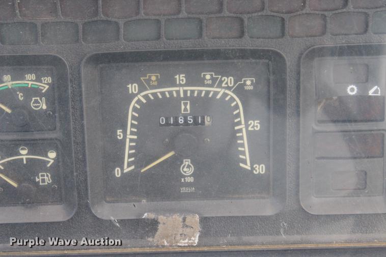 image for item BE9351 2001 New Holland TS110 MFWD tractor