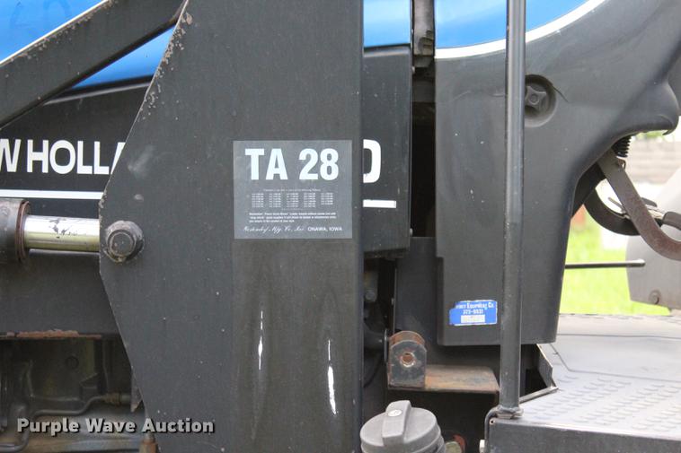 image for item BE9351 2001 New Holland TS110 MFWD tractor