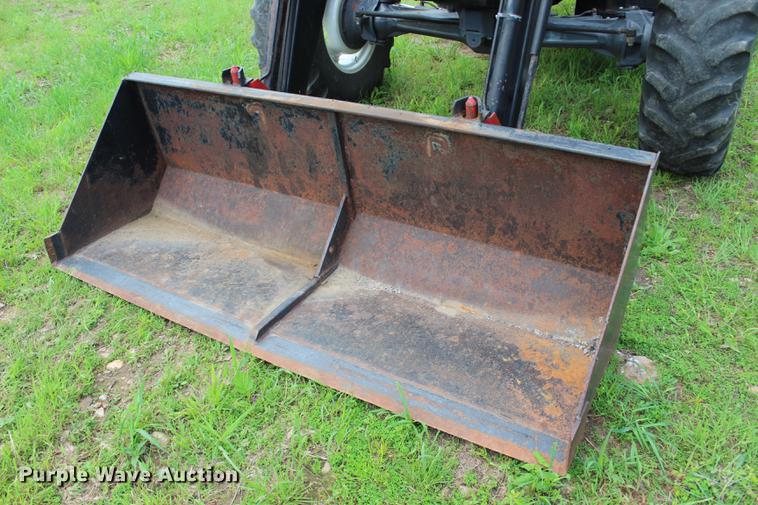 image for item BE9351 2001 New Holland TS110 MFWD tractor