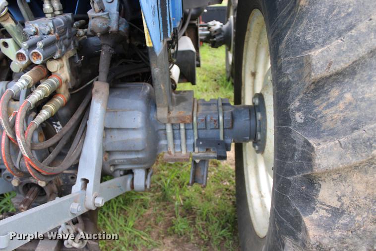 image for item BE9351 2001 New Holland TS110 MFWD tractor