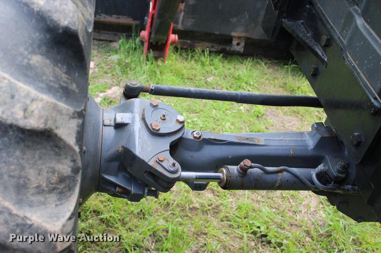 image for item BE9351 2001 New Holland TS110 MFWD tractor