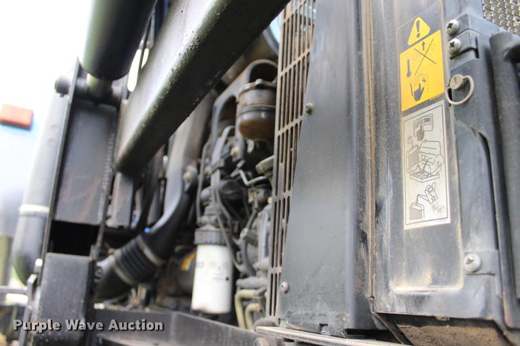 image for item BE9351 2001 New Holland TS110 MFWD tractor