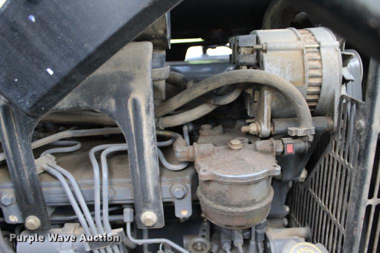 image for item BE9351 2001 New Holland TS110 MFWD tractor