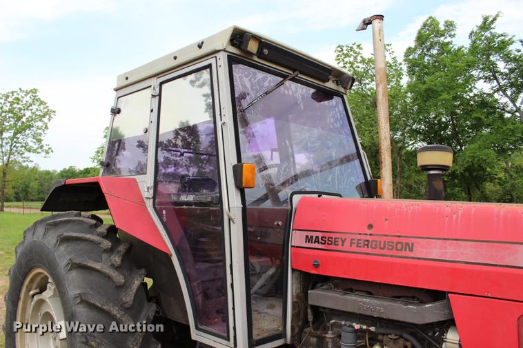 image for item BE9352 Massey-Ferguson 399 tractor