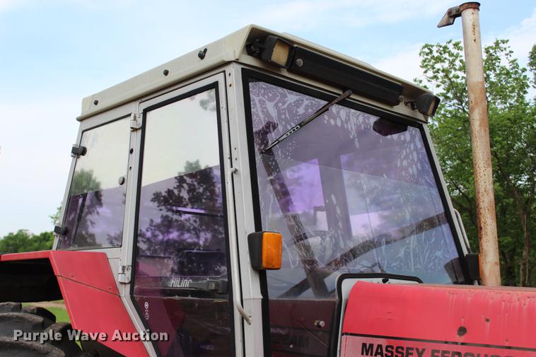 image for item BE9352 Massey-Ferguson 399 tractor