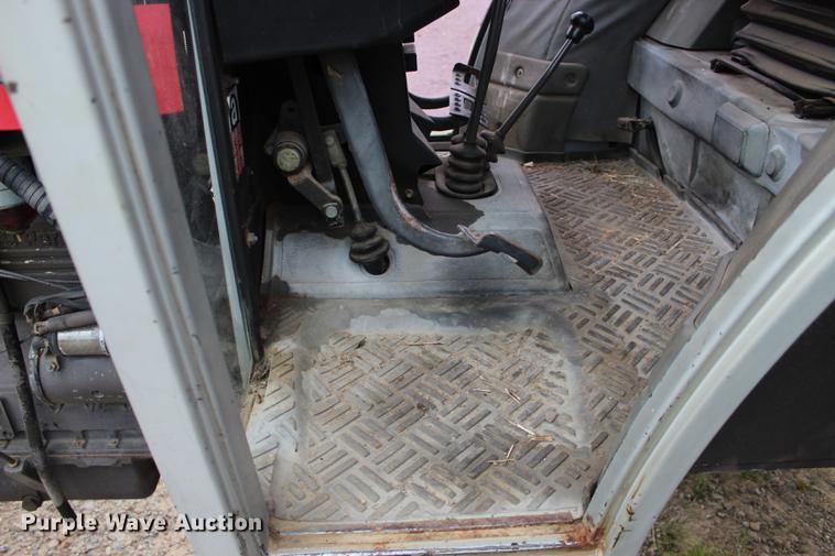 image for item BE9352 Massey-Ferguson 399 tractor