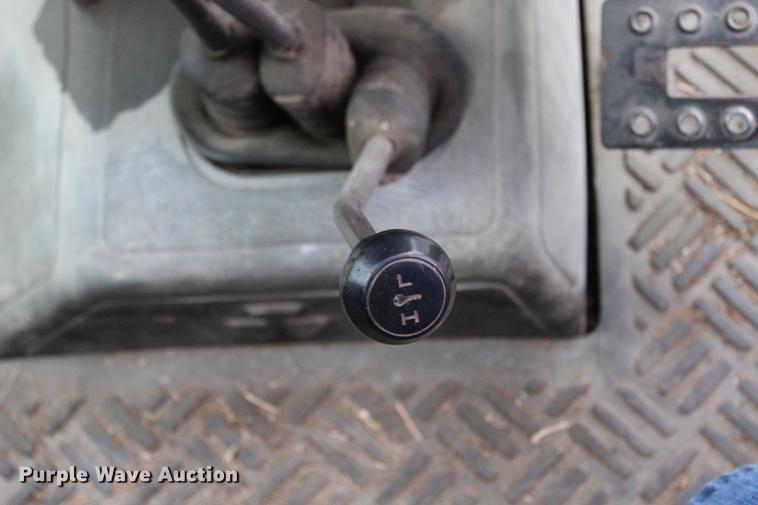 image for item BE9352 Massey-Ferguson 399 tractor