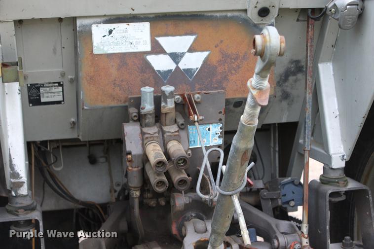 image for item BE9352 Massey-Ferguson 399 tractor