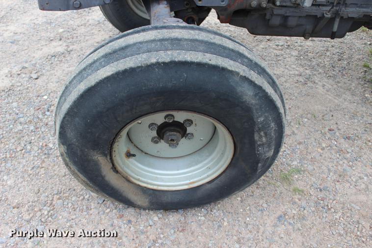 image for item BE9352 Massey-Ferguson 399 tractor