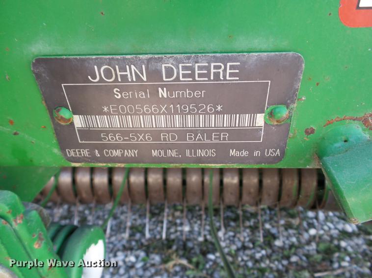 image for item BI9533 1997 John Deere 566 round baler