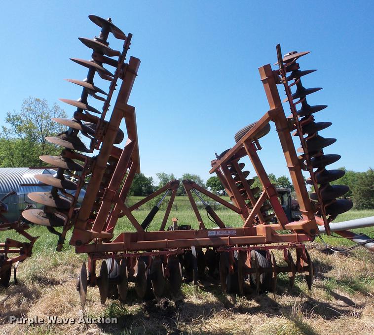 image for item BI9534 Bush Hog double off-set tandem disk