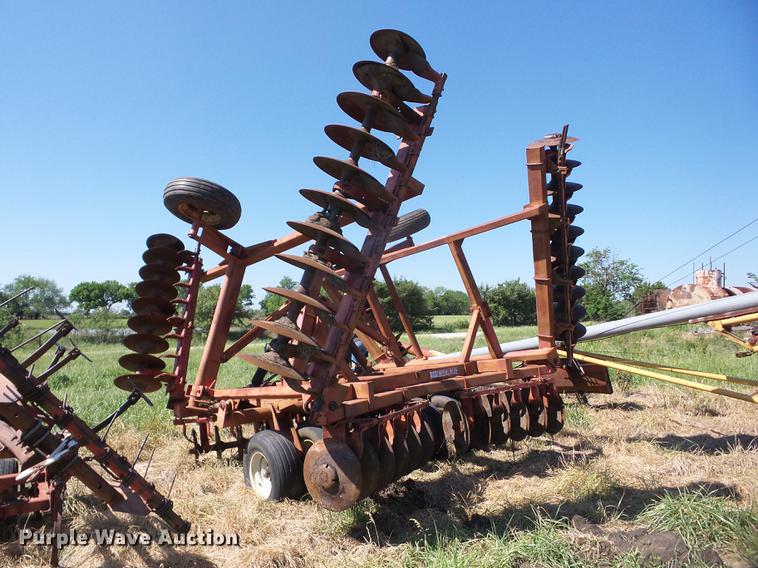 image for item BI9534 Bush Hog double off-set tandem disk