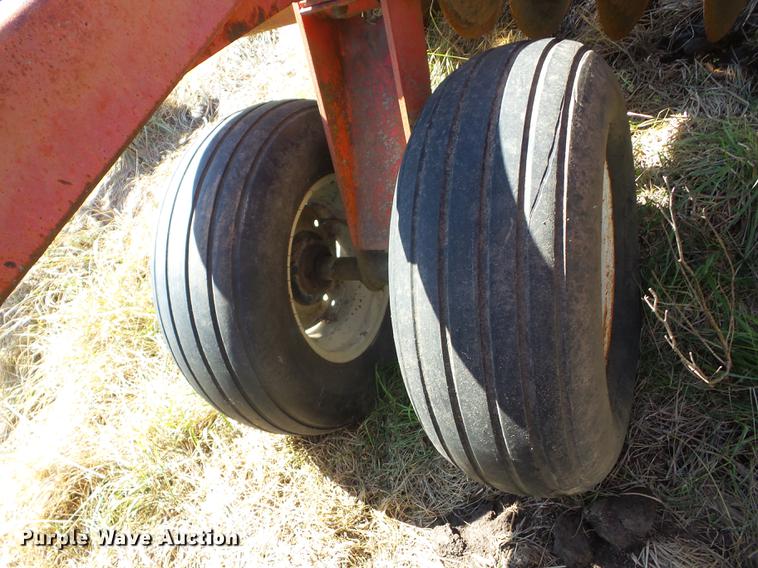 image for item BI9534 Bush Hog double off-set tandem disk