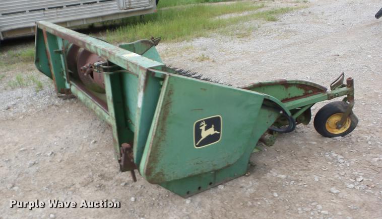 image for item BI9536 John Deere 912 pickup head
