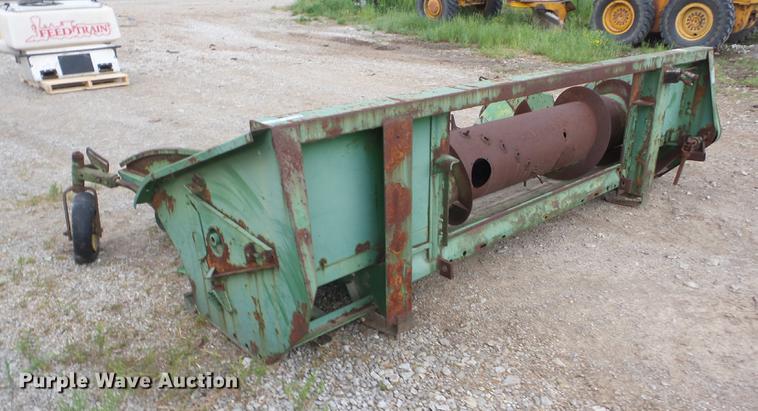 image for item BI9536 John Deere 912 pickup head