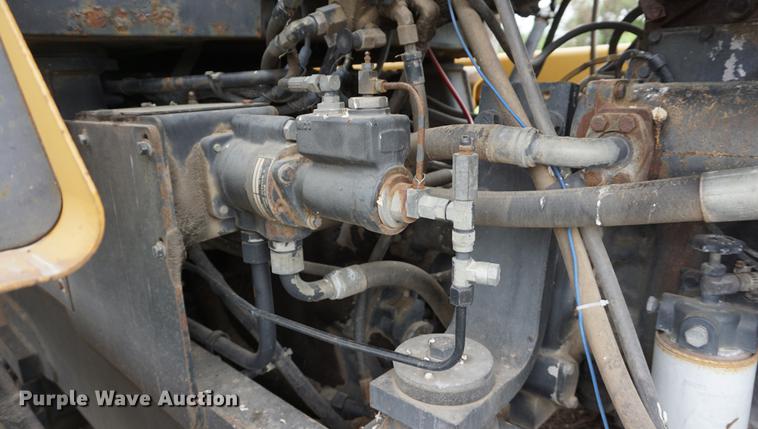 image for item DB6034 1993 Caterpillar Challenger 75C tractor